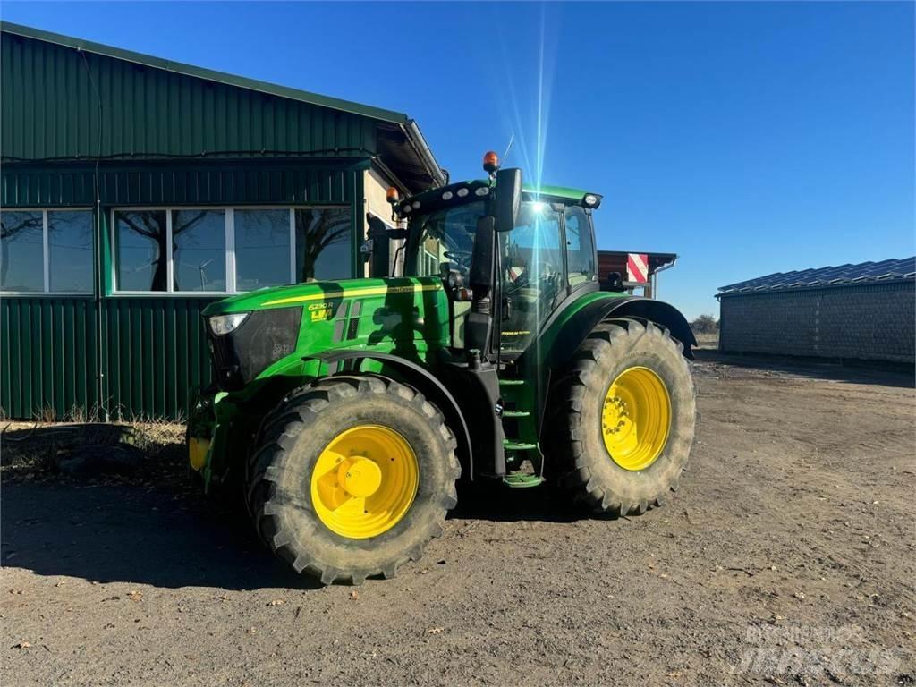 John Deere 6230R Traktoriai