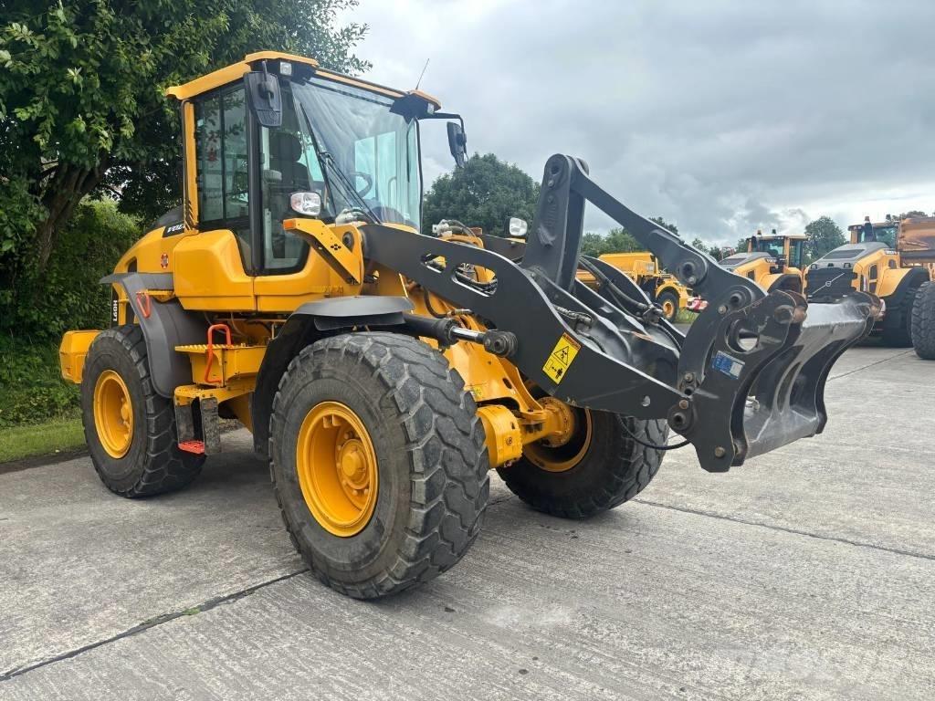 Volvo L 60 H Naudoti ratiniai krautuvai