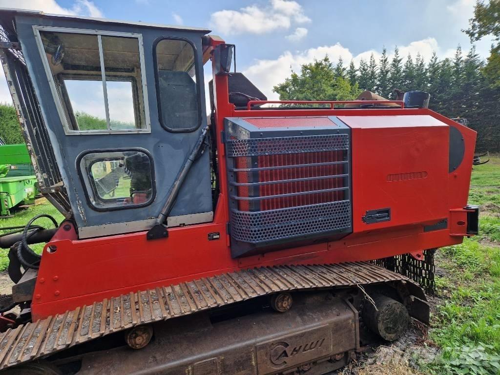 Ahwi RT350 Miško traktoriai