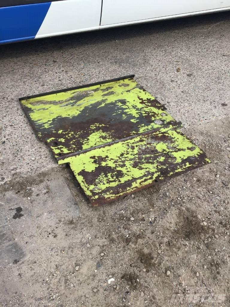 CLAAS Jaguar 880 Šieno ir pašarų ruošimo mašinų priedai