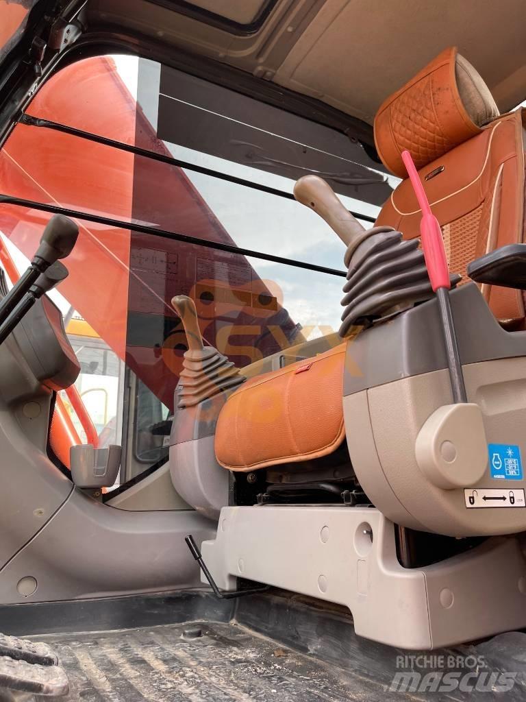 Hitachi ZX 240 Vikšriniai ekskavatoriai