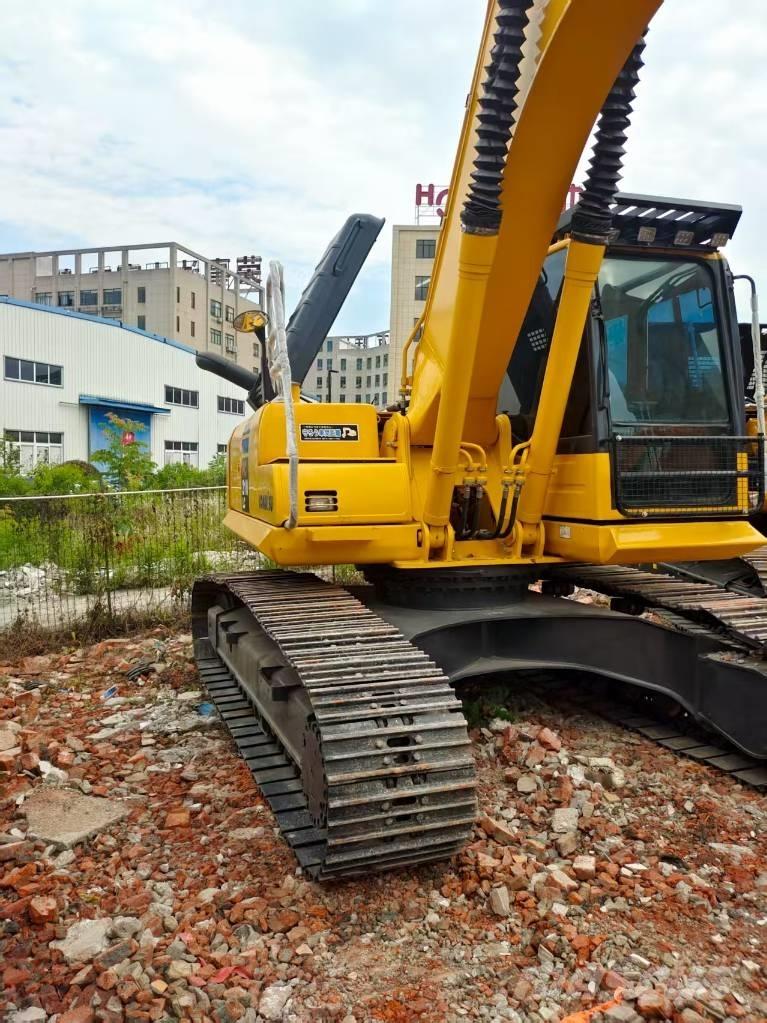 Komatsu PC 210 Vikšriniai ekskavatoriai
