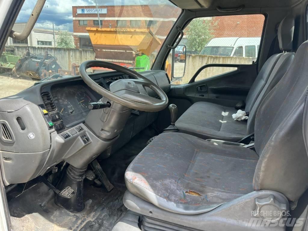 Mitsubishi Canter Sunkvežimiai su keliamuoju kabliu