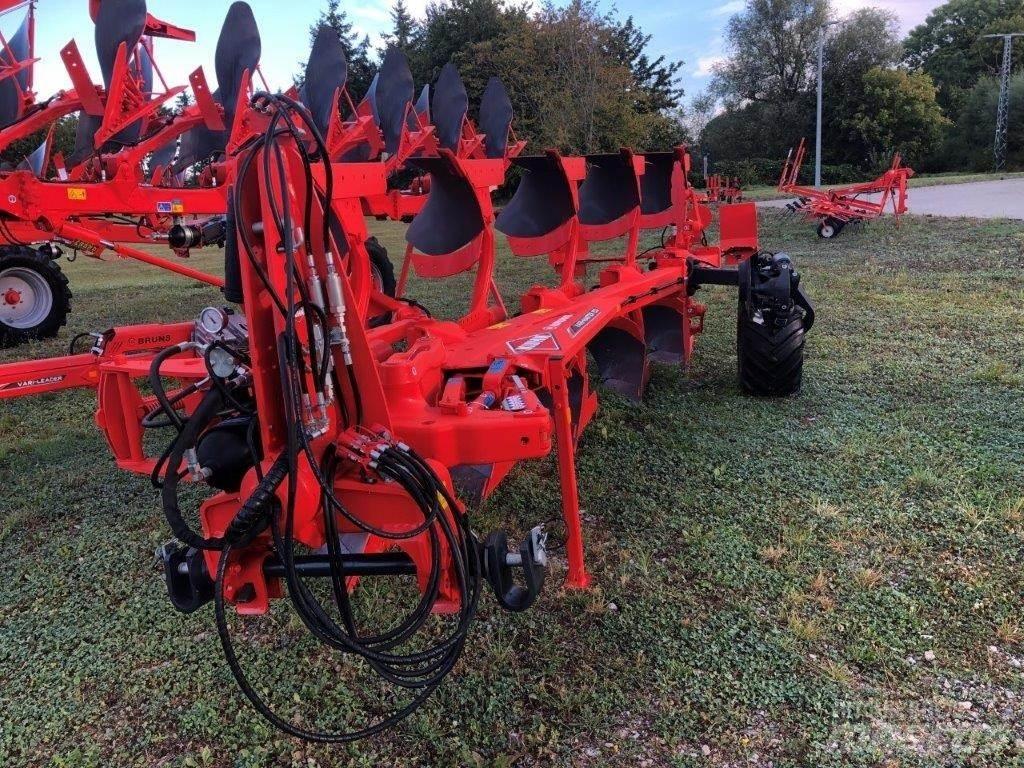 Kuhn VM 153 5 Plūgai