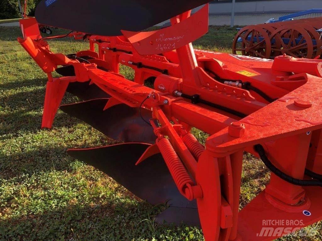 Kuhn VM 153 5 Plūgai