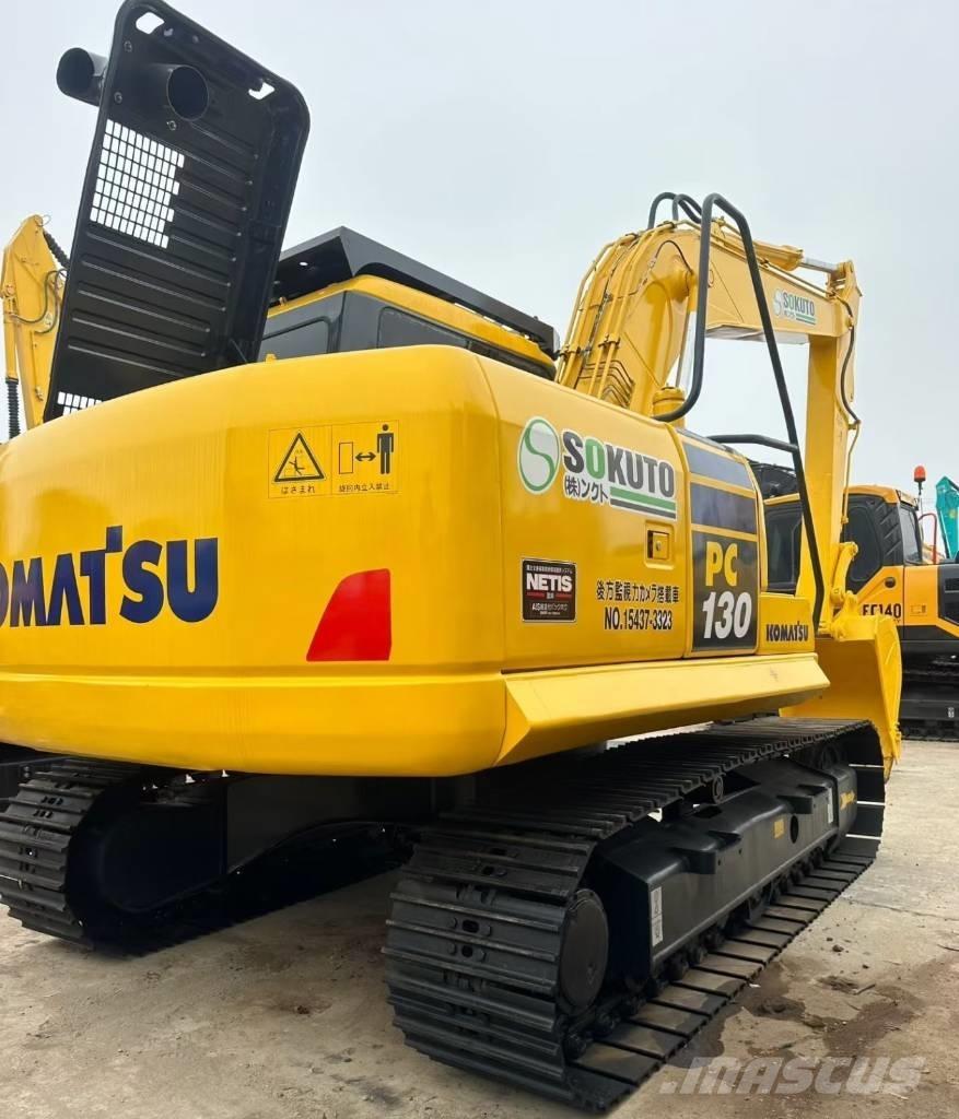 Komatsu 130 Vikšriniai ekskavatoriai