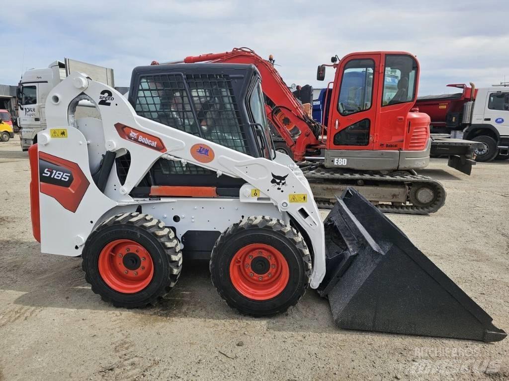Bobcat S 185 Krautuvai su šoniniu pasukimu