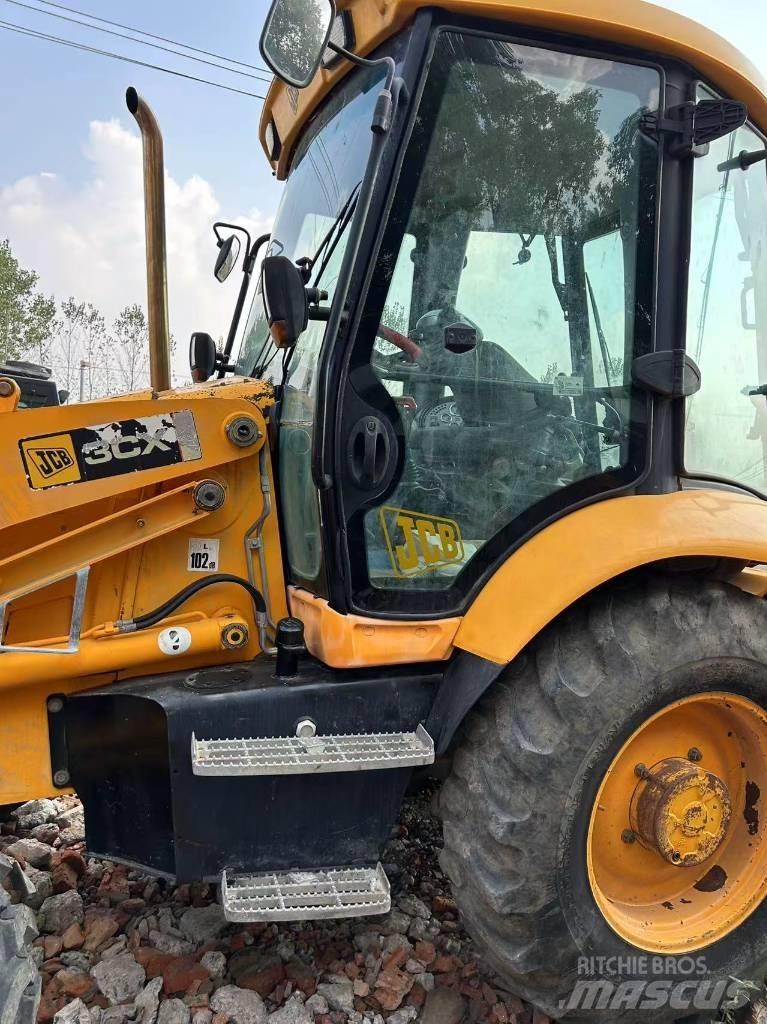 JCB 3 CX Ekskavatoriniai krautuvai