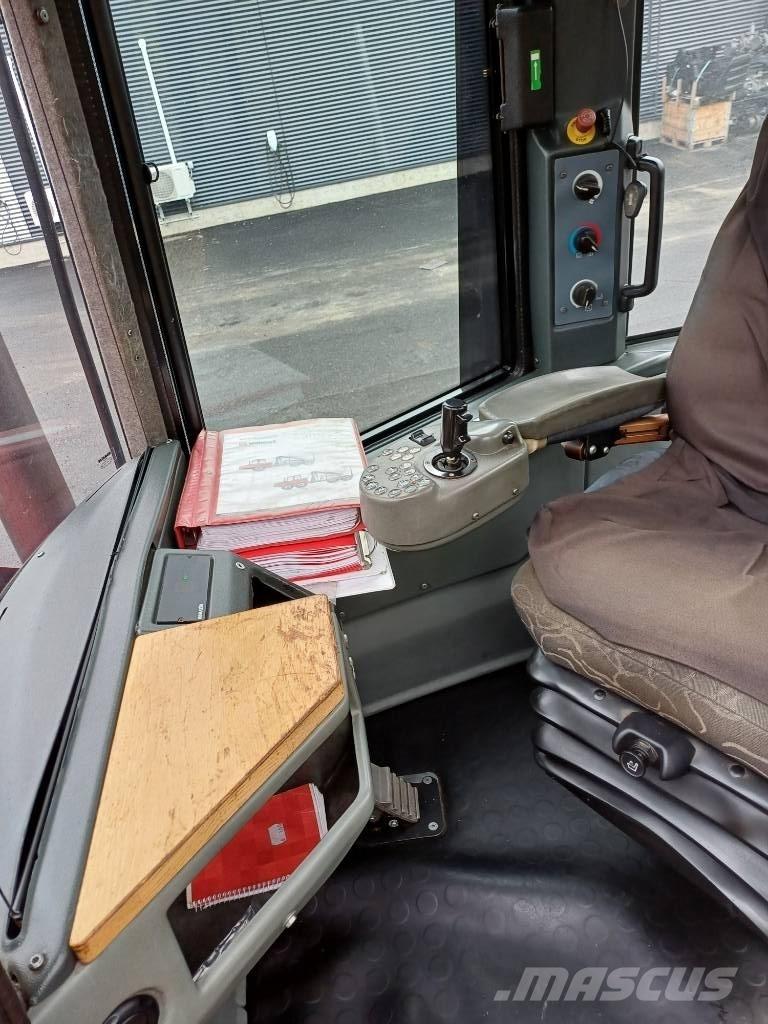 Komatsu 840 TX Naudoti miškovežiai (Forvarderiai)