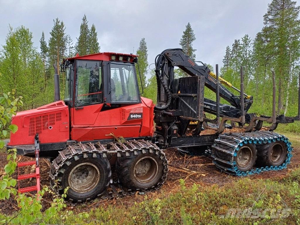Komatsu 840 TX Naudoti miškovežiai (Forvarderiai)