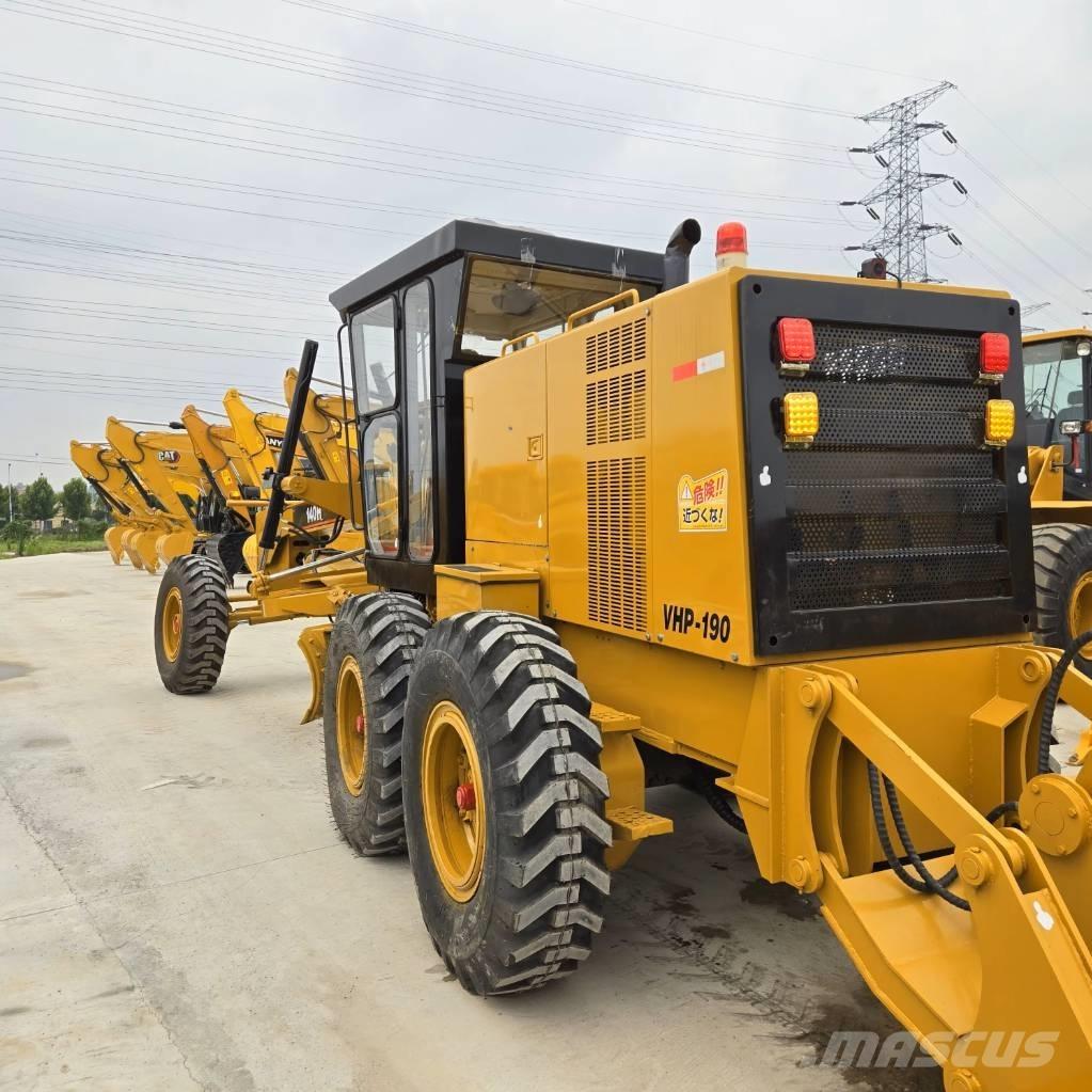 CAT 140H Greideriai