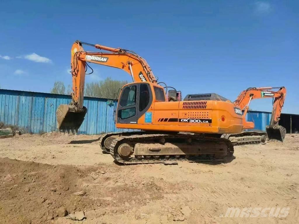 Doosan DX300LC-9 Vikšriniai ekskavatoriai