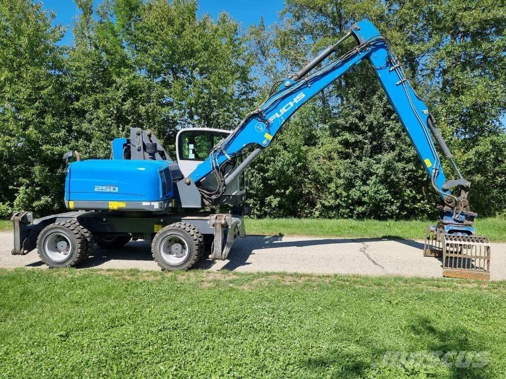 Fuchs MHL 250 Atliekų / pramoniniai krautuvai