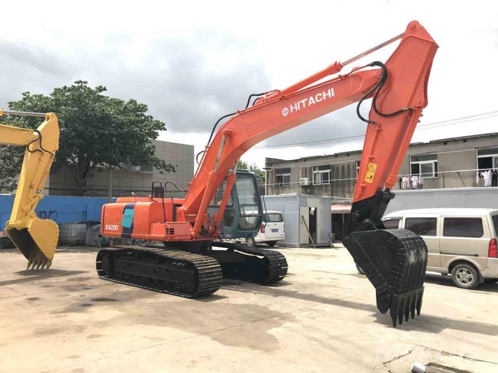 Hitachi EX200 Vikšriniai ekskavatoriai