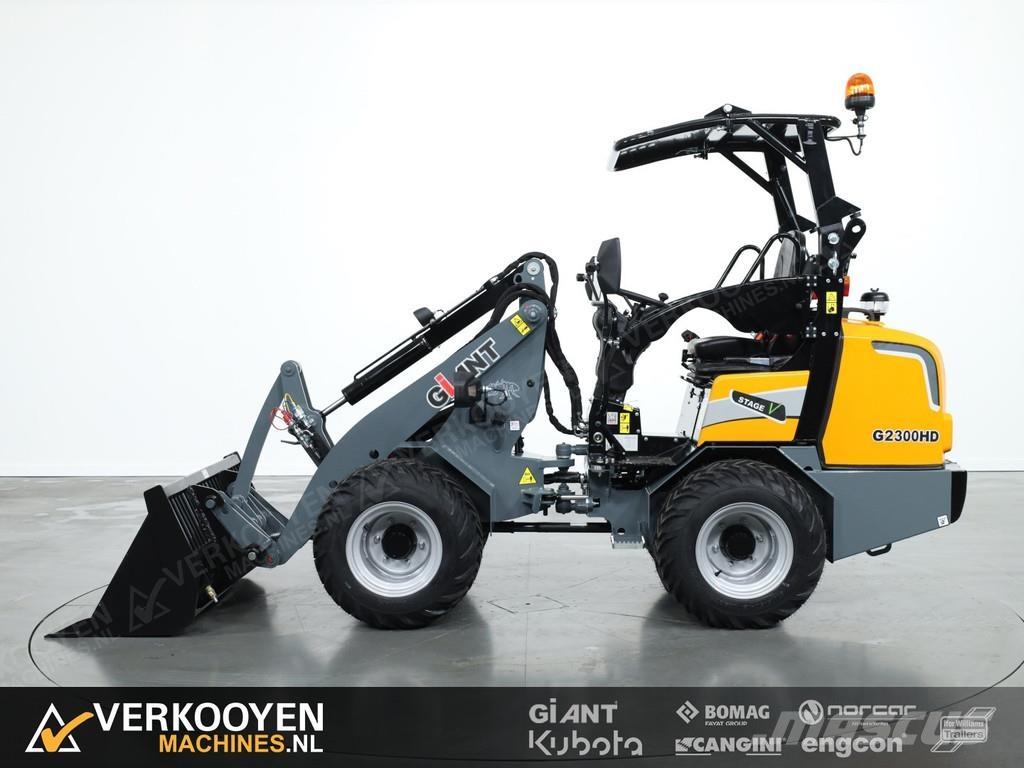 GiANT G2300 HD Naudoti ratiniai krautuvai