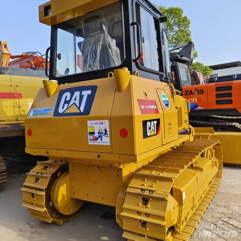 CAT D 5 K Vikšriniai buldozeriai