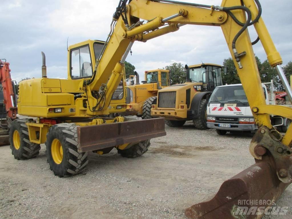 Komatsu PW 95 Vidutinės galios ekskavatoriai 7-12 t