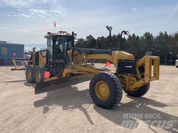 CAT 140 M Greideriai