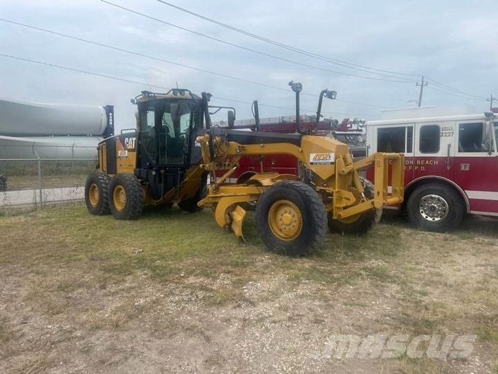CAT 140 M Greideriai