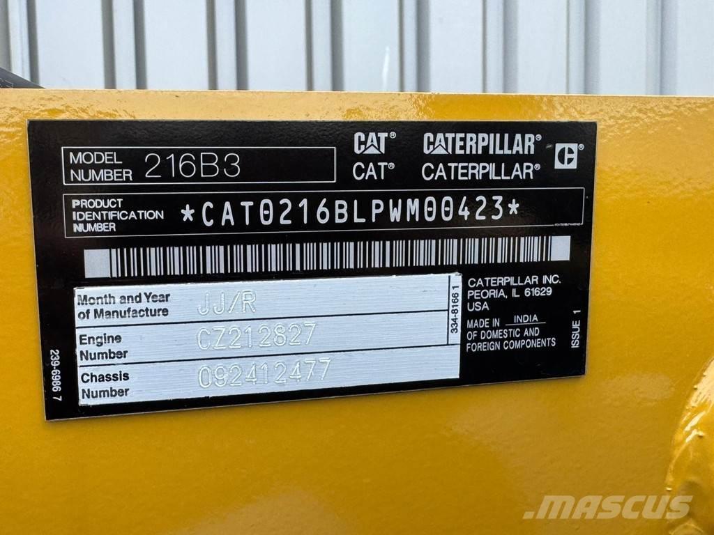 CAT 216B3 Naudoti ratiniai krautuvai