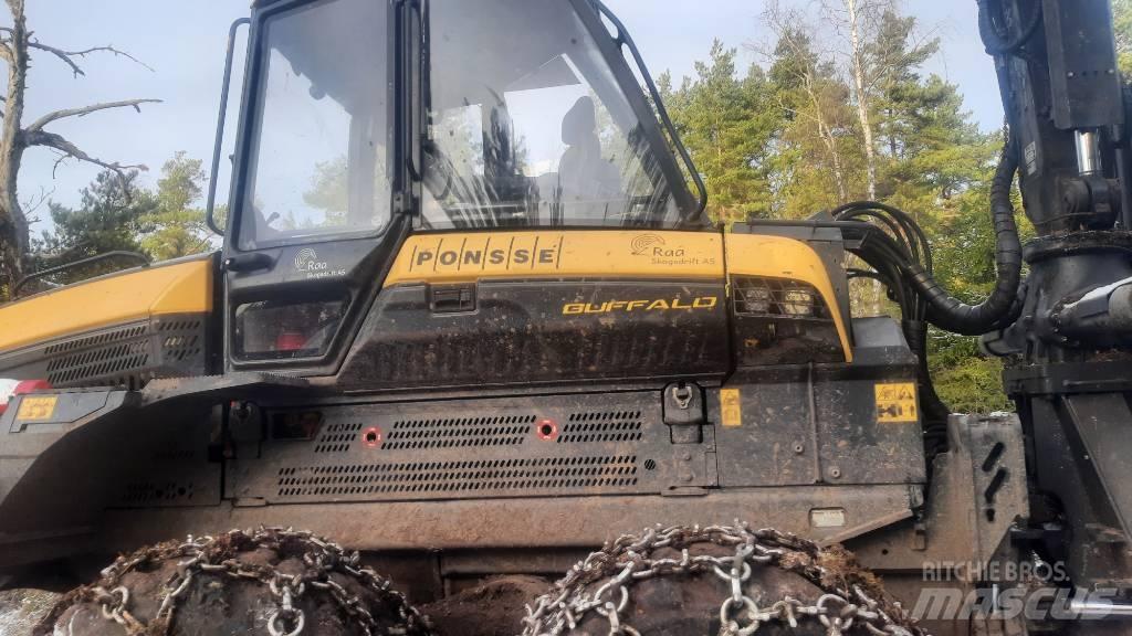 Ponsse BUFFALO AF 8W Naudoti miškovežiai (Forvarderiai)