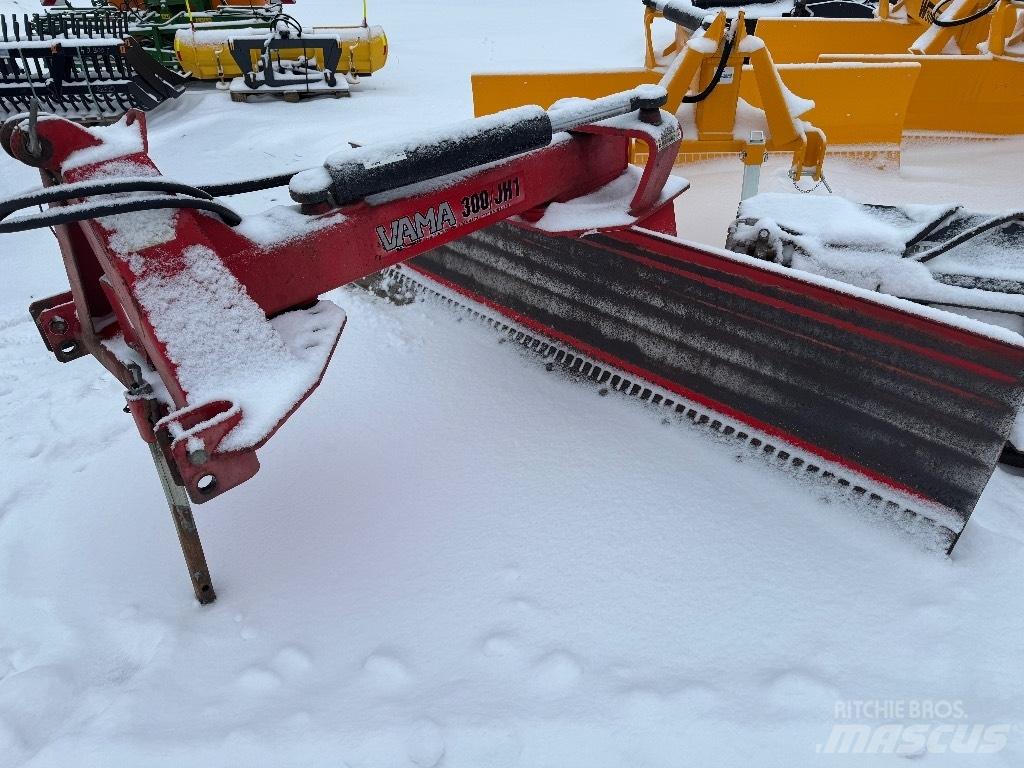 Vama 300 JH 1 Kelių valytuvai