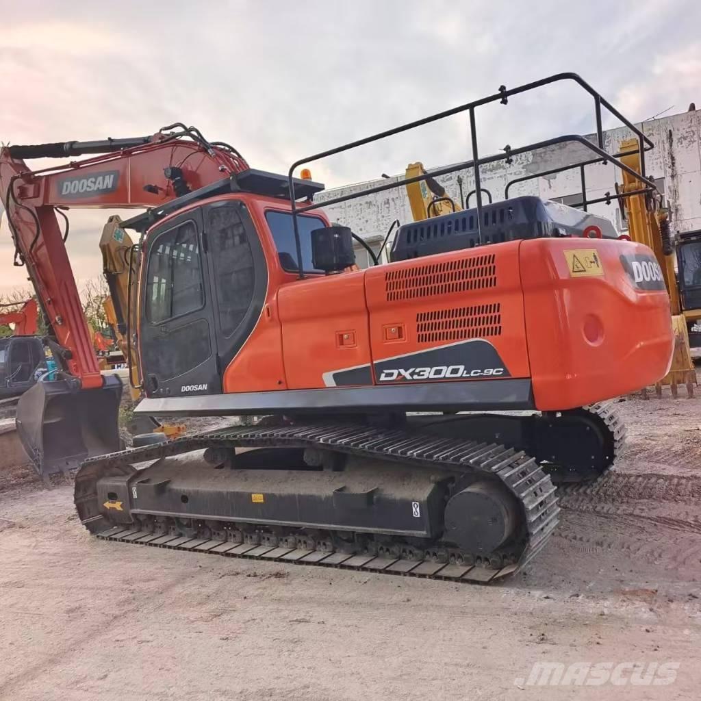 Doosan DX 330 LC Vikšriniai ekskavatoriai