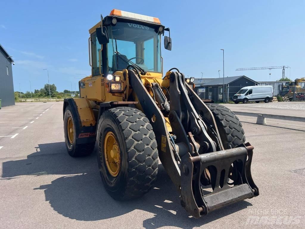 Volvo L 70 C Naudoti ratiniai krautuvai