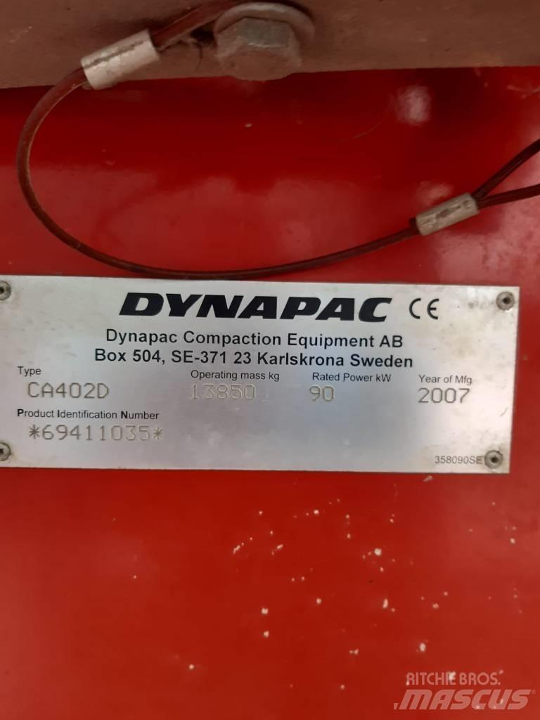 Dynapac CA 402 D Porinių būgnų volai
