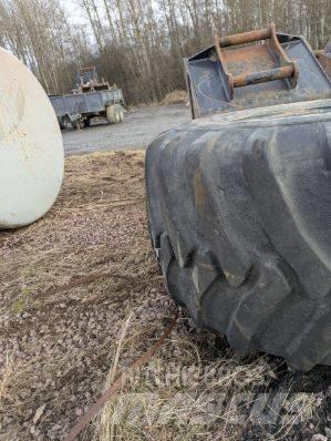 Hitachi ZX 140 W-5 Ratiniai ekskavatoriai