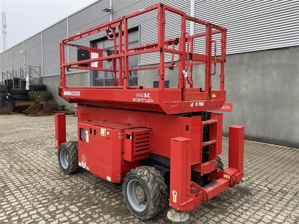 Manitou 140SC Žirkliniai keltuvai