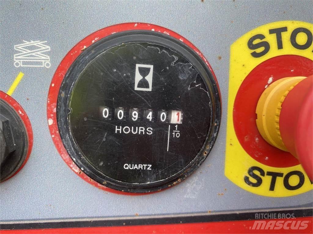 Manitou 140SC Žirkliniai keltuvai
