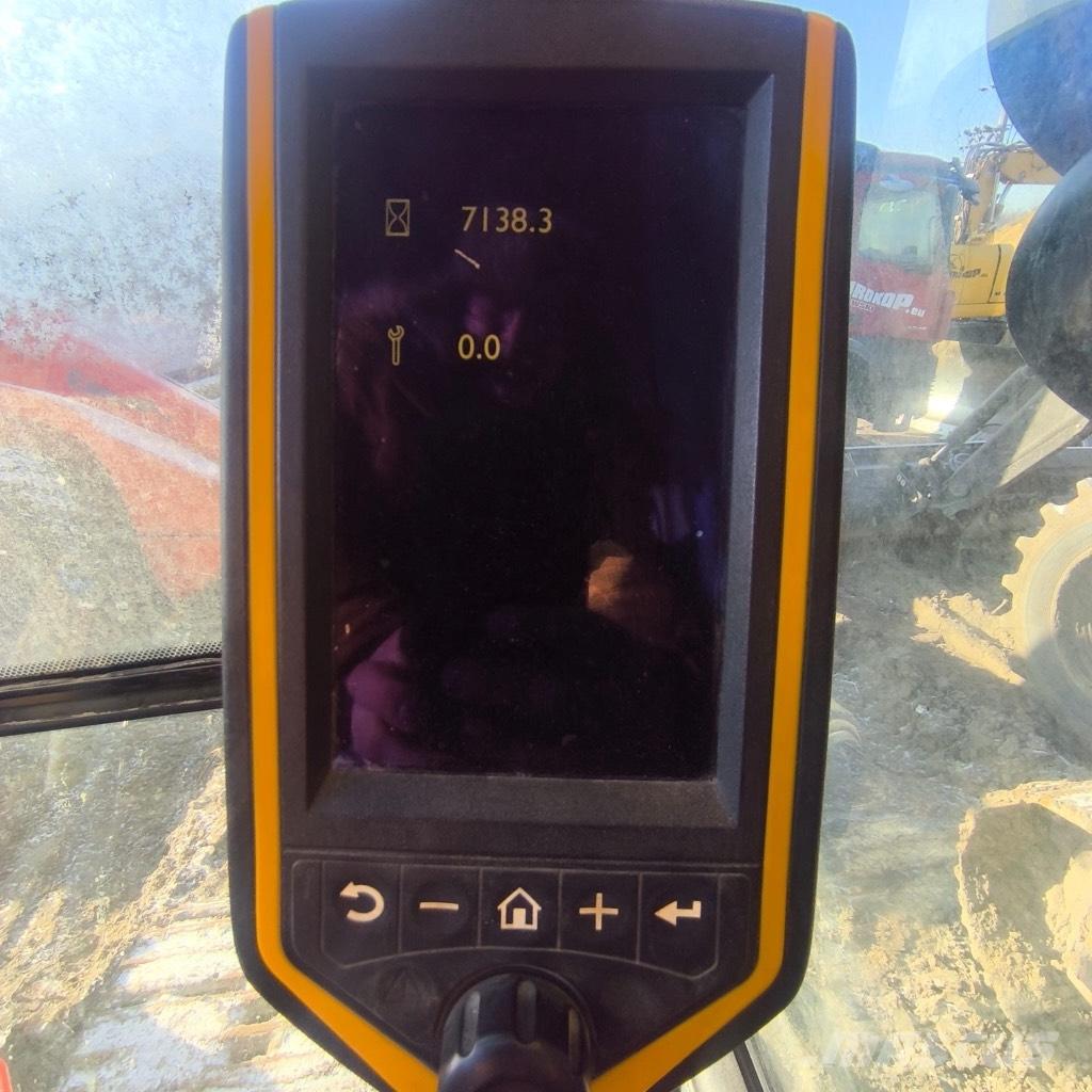 JCB JS 300 Vikšriniai ekskavatoriai