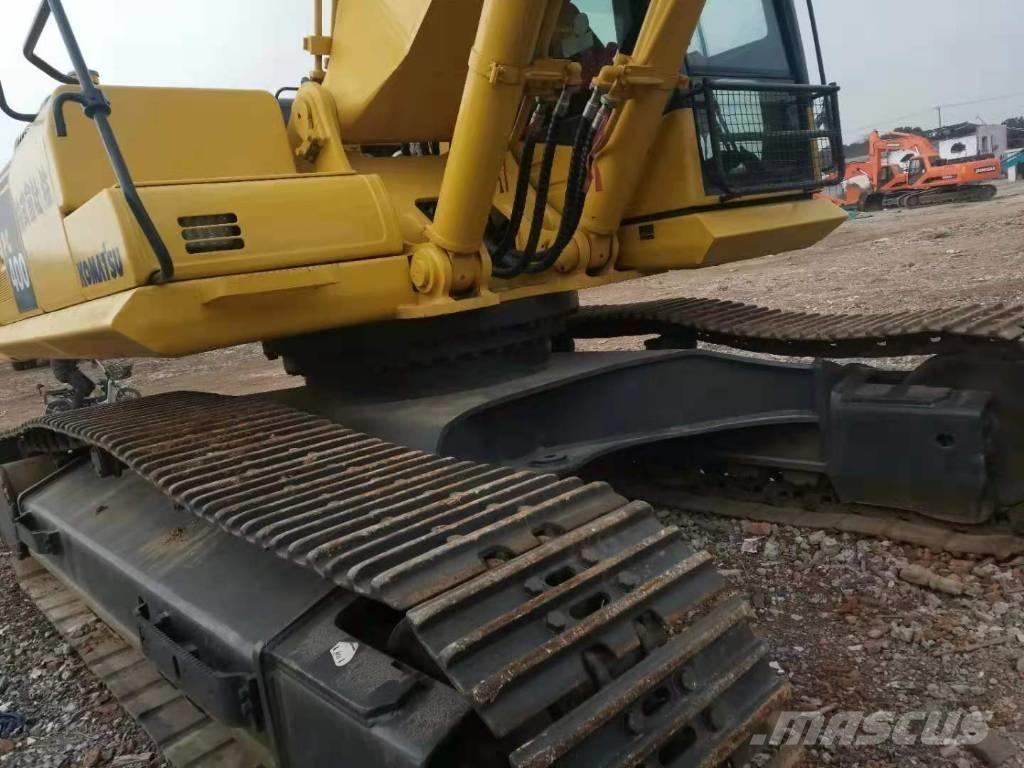 Komatsu Komatsu Vikšriniai ekskavatoriai