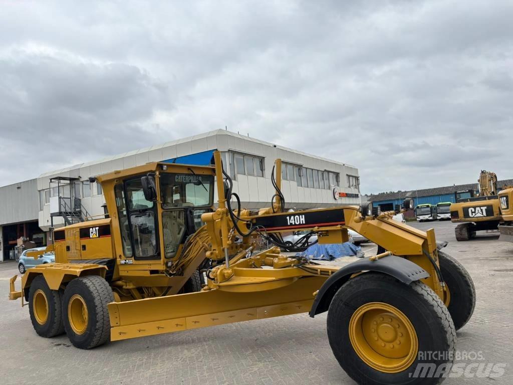 CAT 140 H Greideriai