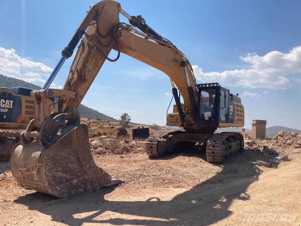 CAT 352 F Vikšriniai ekskavatoriai