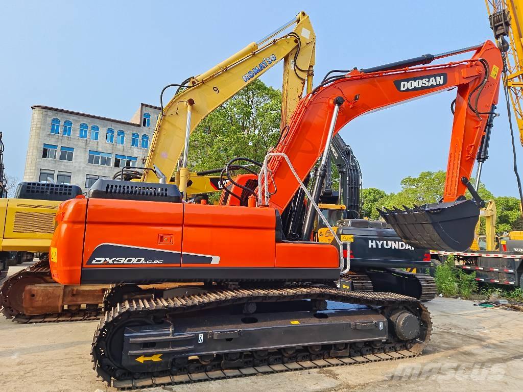 Doosan DX 300 LC Vikšriniai ekskavatoriai