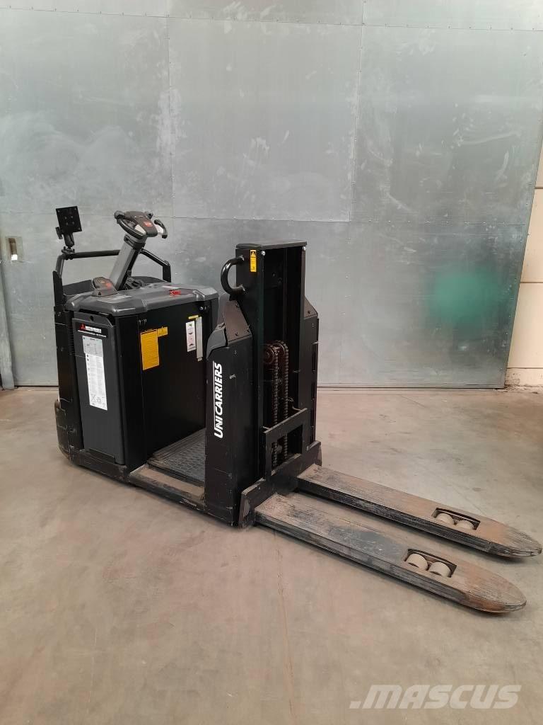 UniCarriers OEP120 Mažų aukščių užsakytų prekių krautuvai