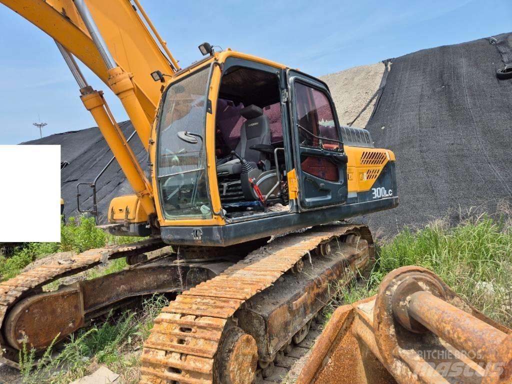 Hyundai Robex 300 LC Vikšriniai ekskavatoriai