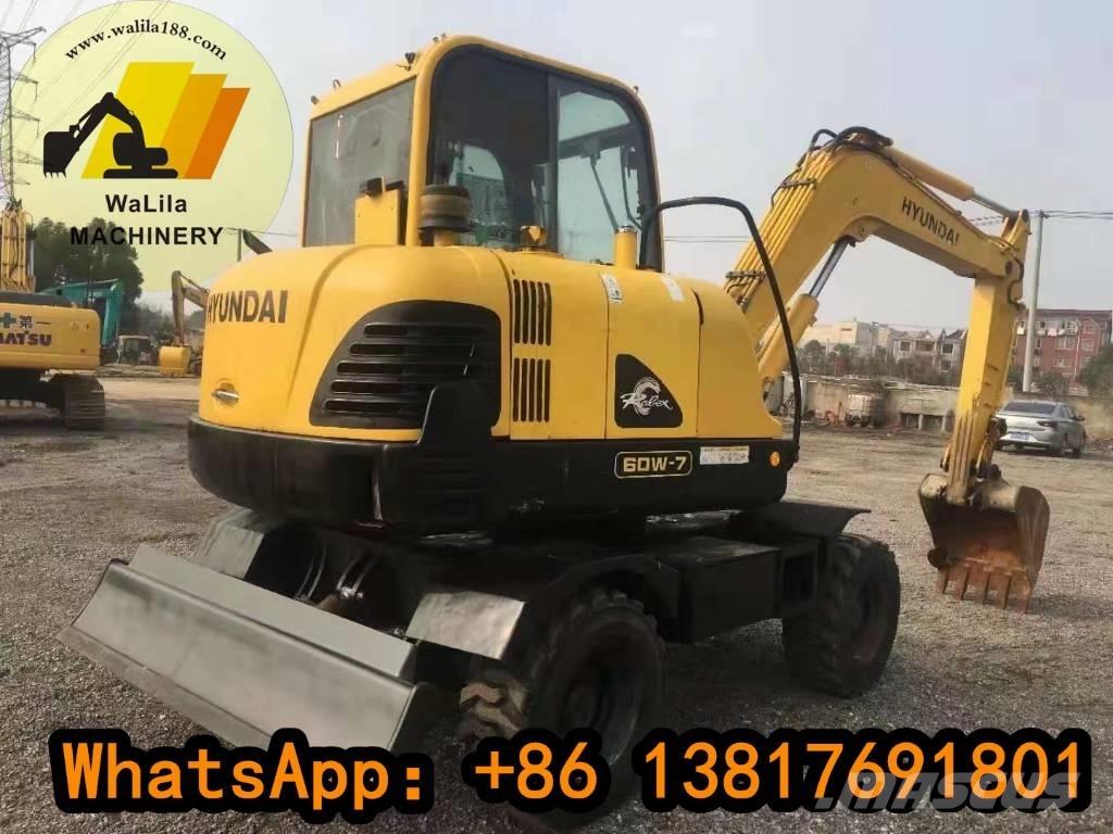 Hyundai 60 W Ratiniai ekskavatoriai