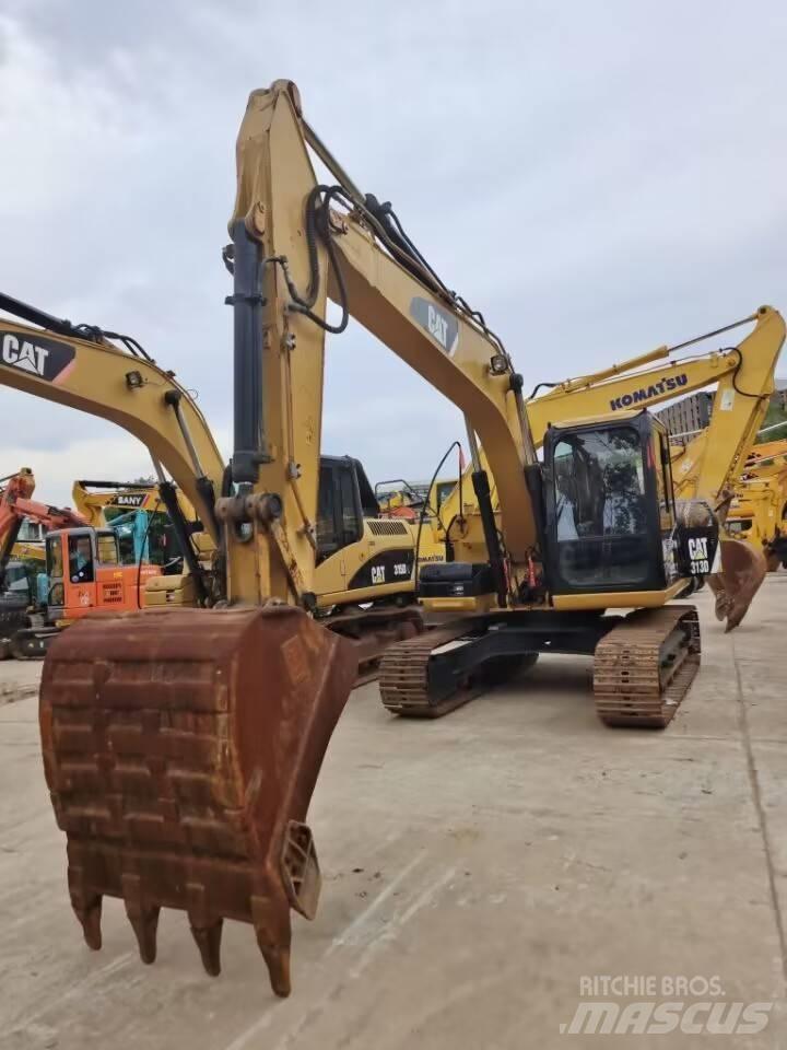 CAT 313 D Vikšriniai ekskavatoriai
