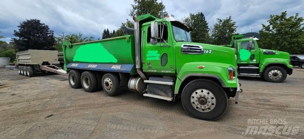 Western Star 4700 Savivarčių priekabų vilkikai
