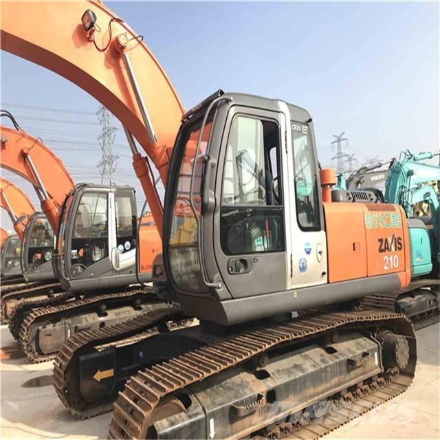 Hitachi zx210 Vikšriniai ekskavatoriai