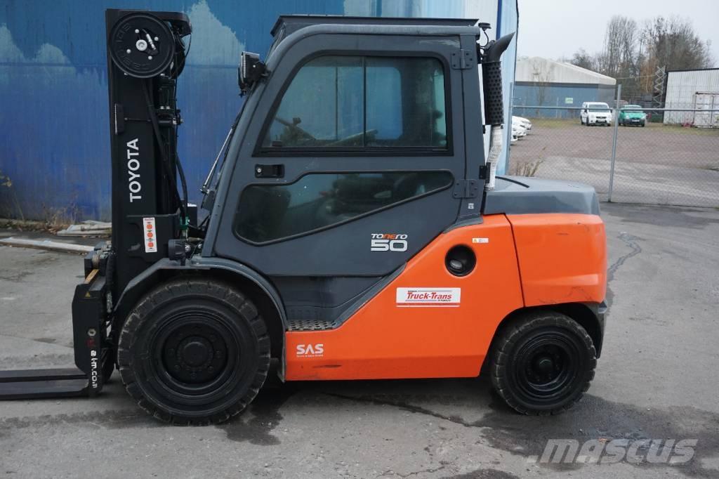 Toyota 40-8FD45N Dyzeliniai krautuvai