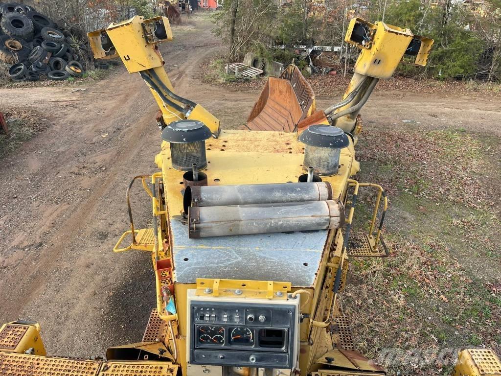 CAT D 11 R Vikšriniai buldozeriai