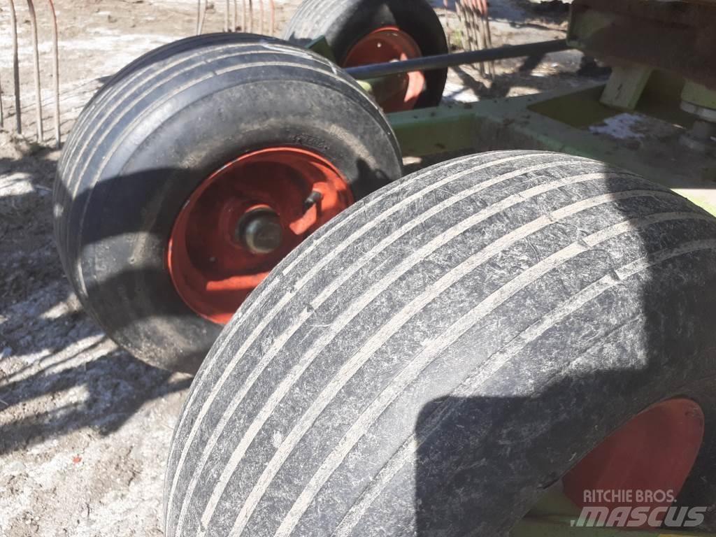 CLAAS Liner 430 S Pradalges formuojantys padargai
