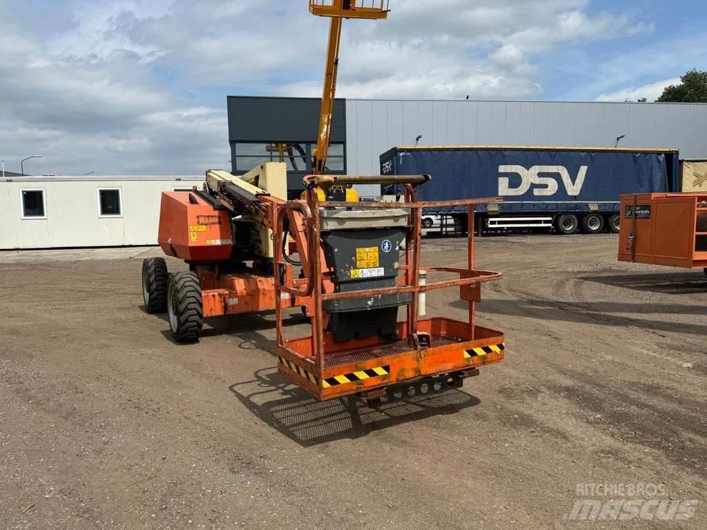 JLG 340 AJ Alkūniniai keltuvai