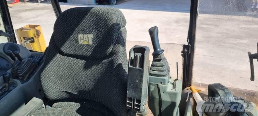 CAT 432D Ekskavatoriniai krautuvai