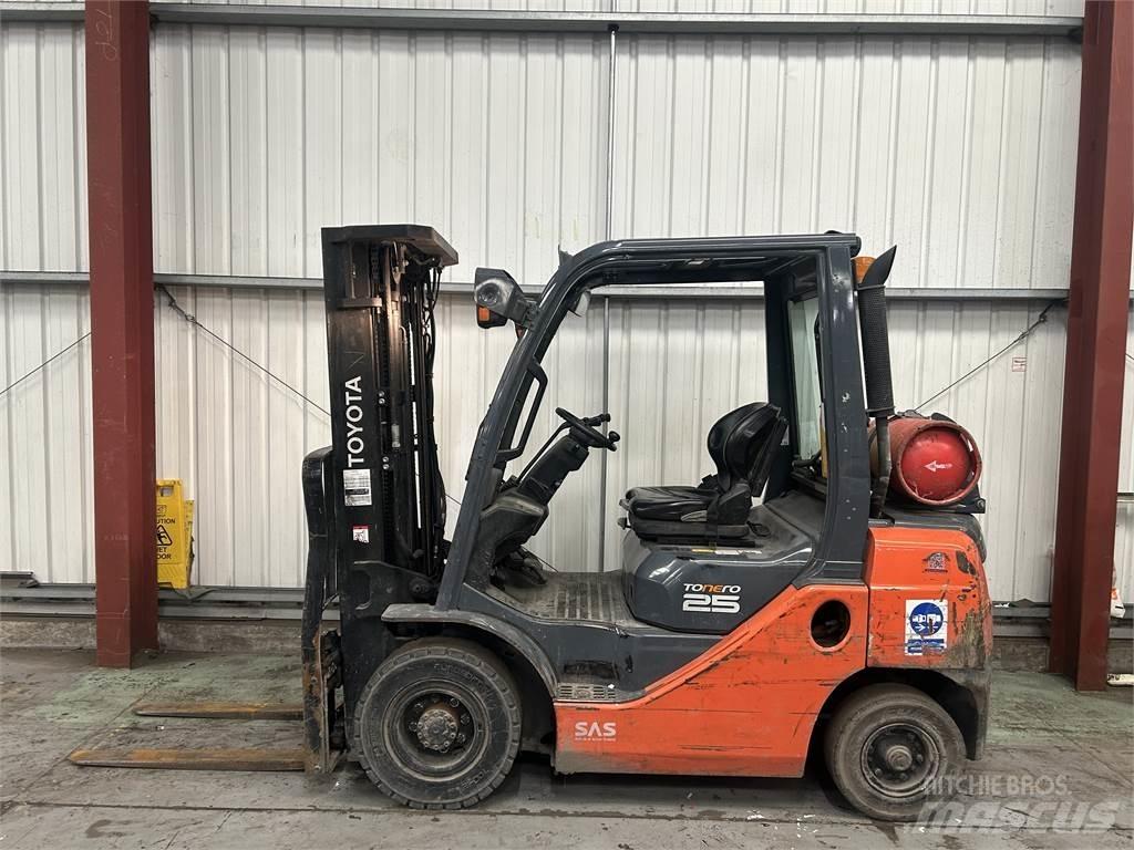 Toyota 02-8FGF25 LPG (dujiniai) krautuvai