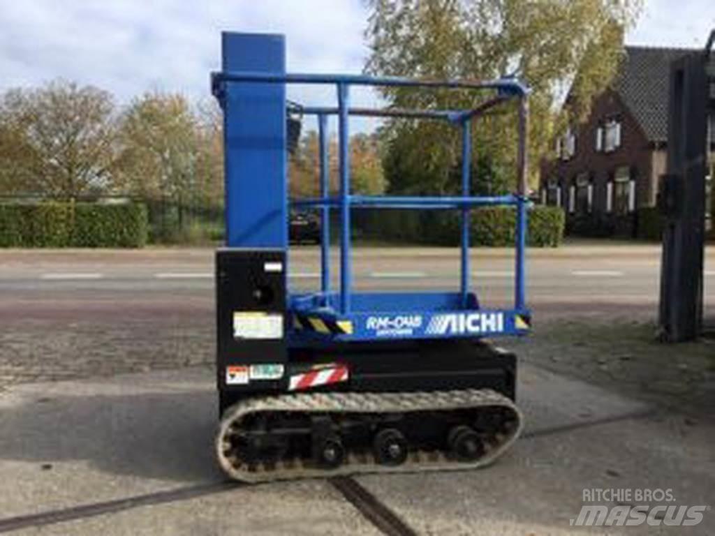 Aichi RM04B Kiti keltuvai ir platformos
